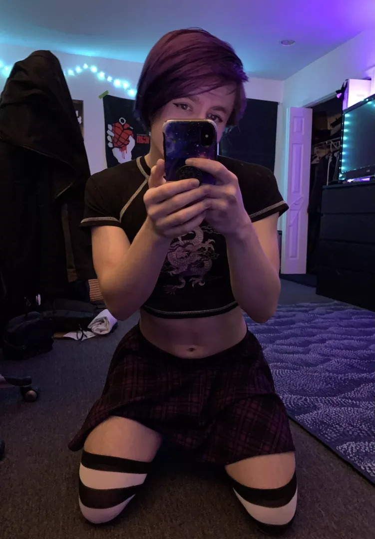 Have a fun Saturday :3 feeling cute <3 posted by alternate_galaxy