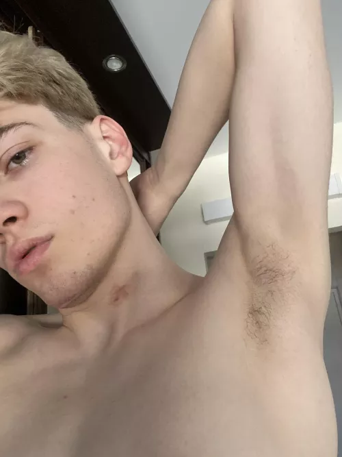 have a good day, guys!😊 by R7zRzhOg