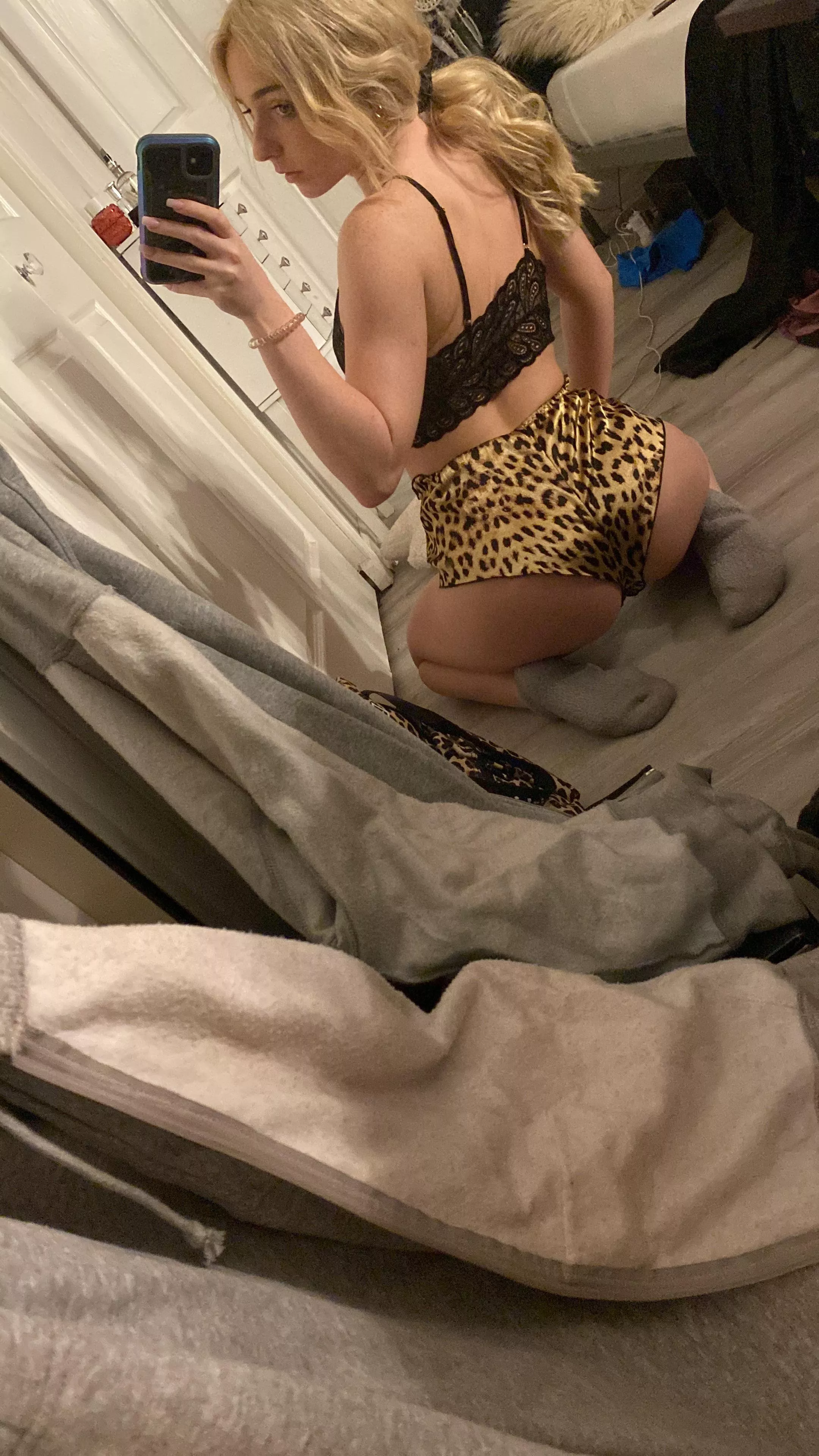 have a good night posted by ambermooody