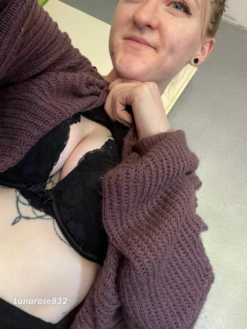 Have a look if you want 😏 by luna_rose832