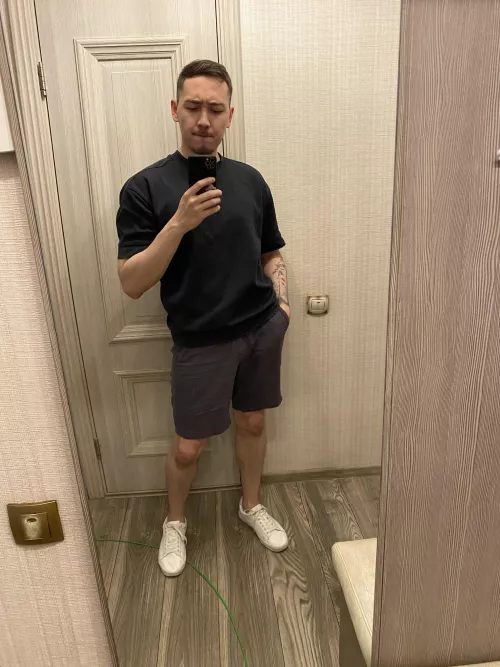 Have some work to do, then planning to play all evening. Any suggestions what to play on PS5? by mark_bissen