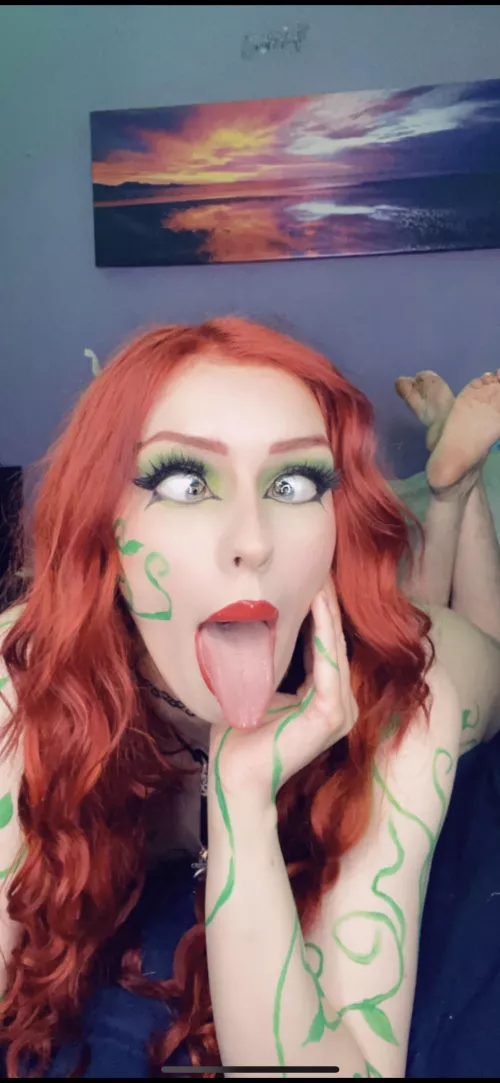 Have you ever fantasized about poison ivy? by dlpafterdark