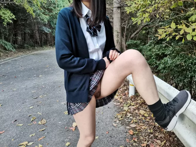 Have you ever wanted to be dommed by a Japanese 高校生？ 😏 🇯🇵 [18F] [oc] Although I'm starting college from this month, I hope you enjoy the implications of this photo! 💕 by Ayame_aya_aya