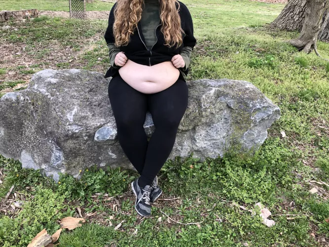 Haven’t been overly stuffed in a while. Maybe I should change that? by ChonkandBean