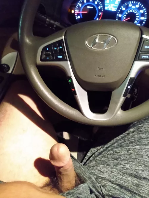 Having a little fun while waiting to pick someone up by AverageJonny7