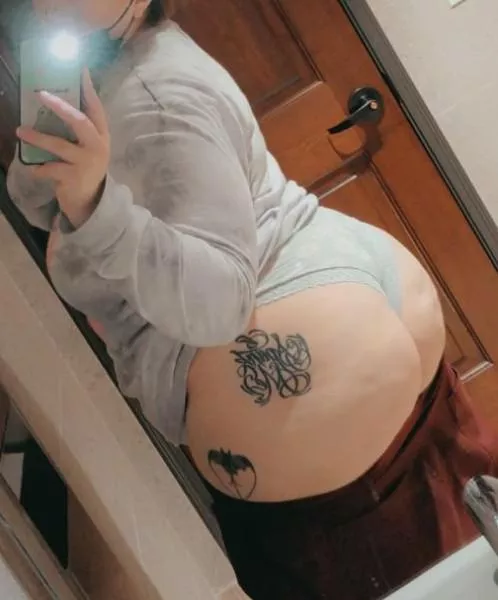 Having fun at work posted by kannadragon690