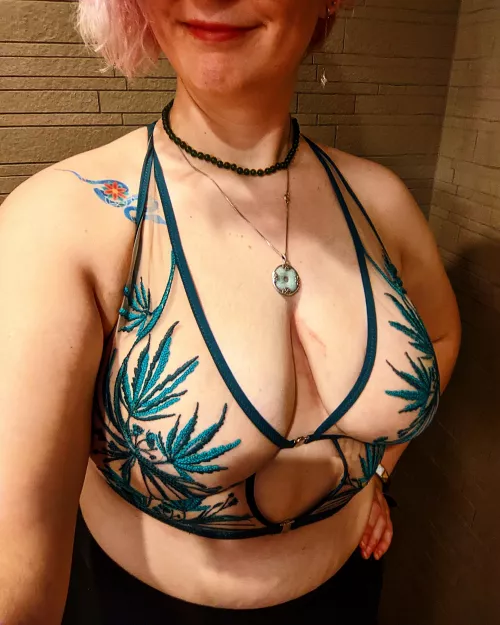 having fun at work 😘 by mxmedusa