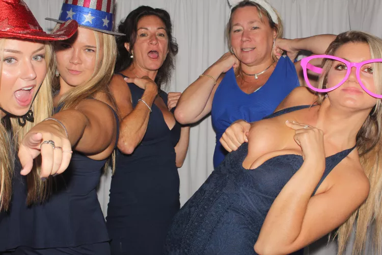 having fun! by siimple_code