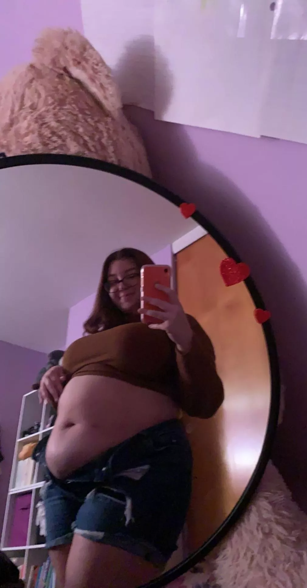 Having trouble buttoning these shorts, could you help me figure out why? posted by Anonfatty826