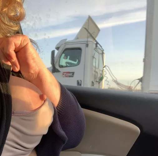 He honked at me by TanyaS4u