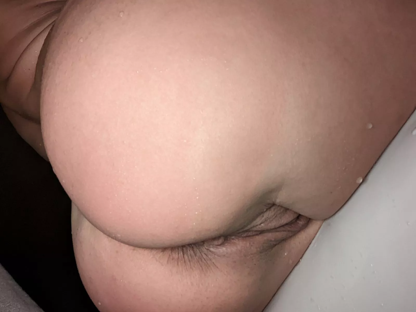 He likes fucking her ass because it's hotter and tighter. And it turns me on so much 🍑🤤 posted by imyourfavoriteslut