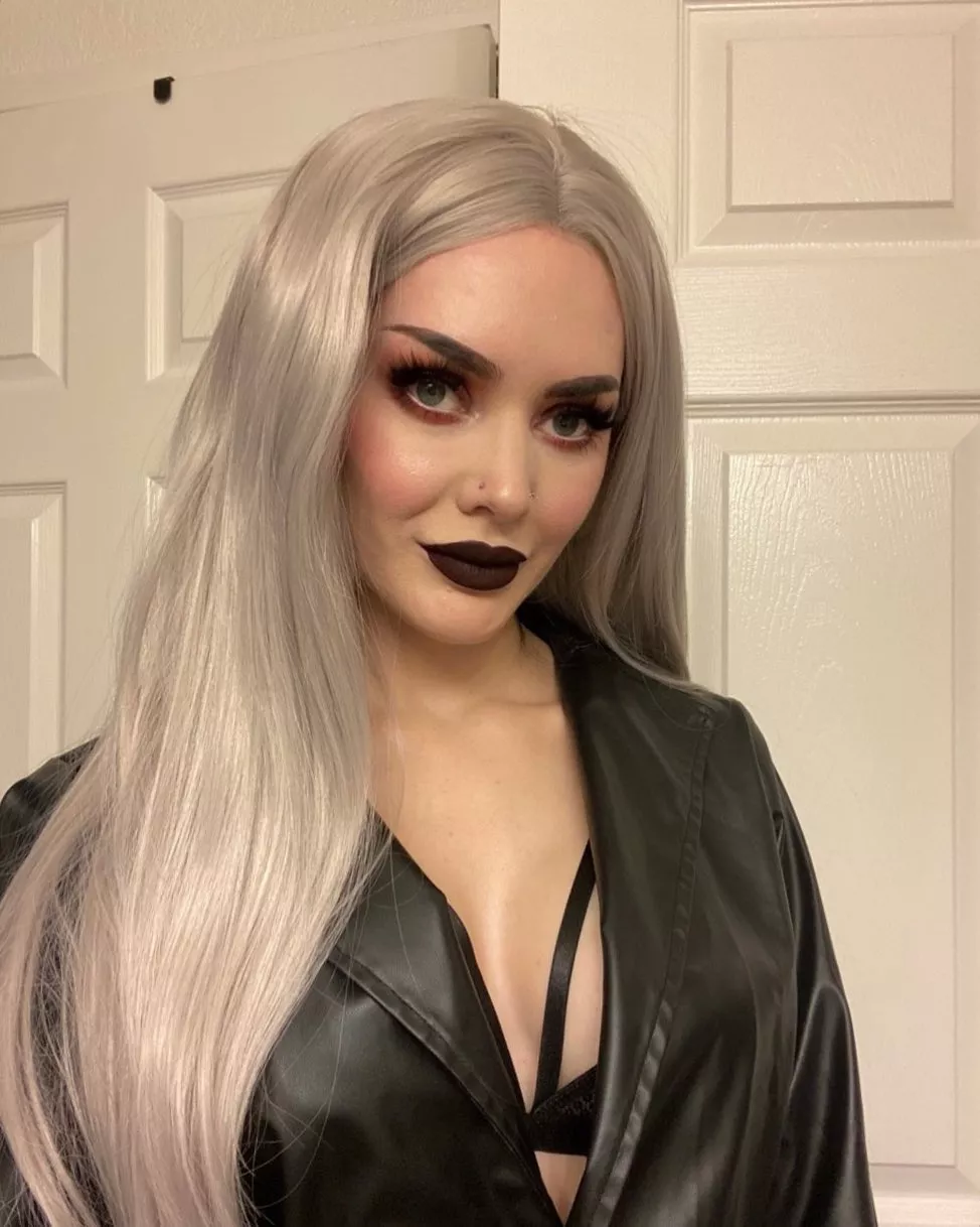 @heatherrae___ posted by gooningaccount