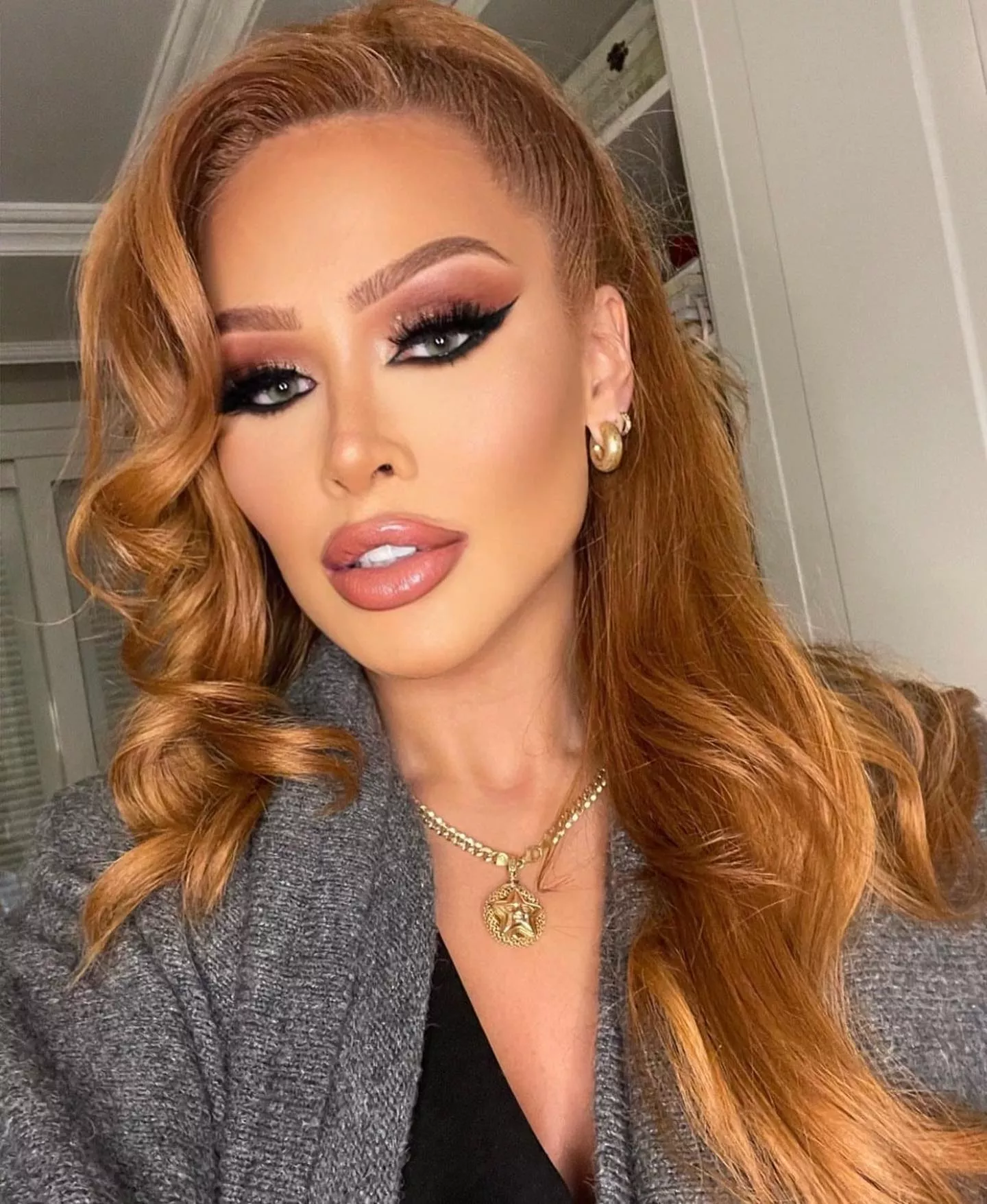 Heavy Makeup Look posted by gooningaccount