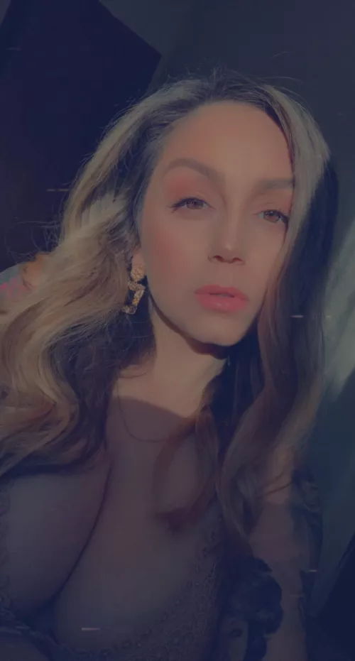 Heeey ☺️ [F] by HeyEvaRay