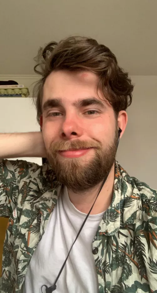 Heey 😊 by Dungeonsandplants