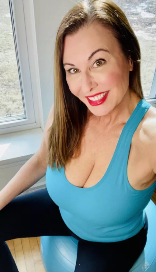 Held the phone high 😊 54 yo Mon of 1 by MistressElaina