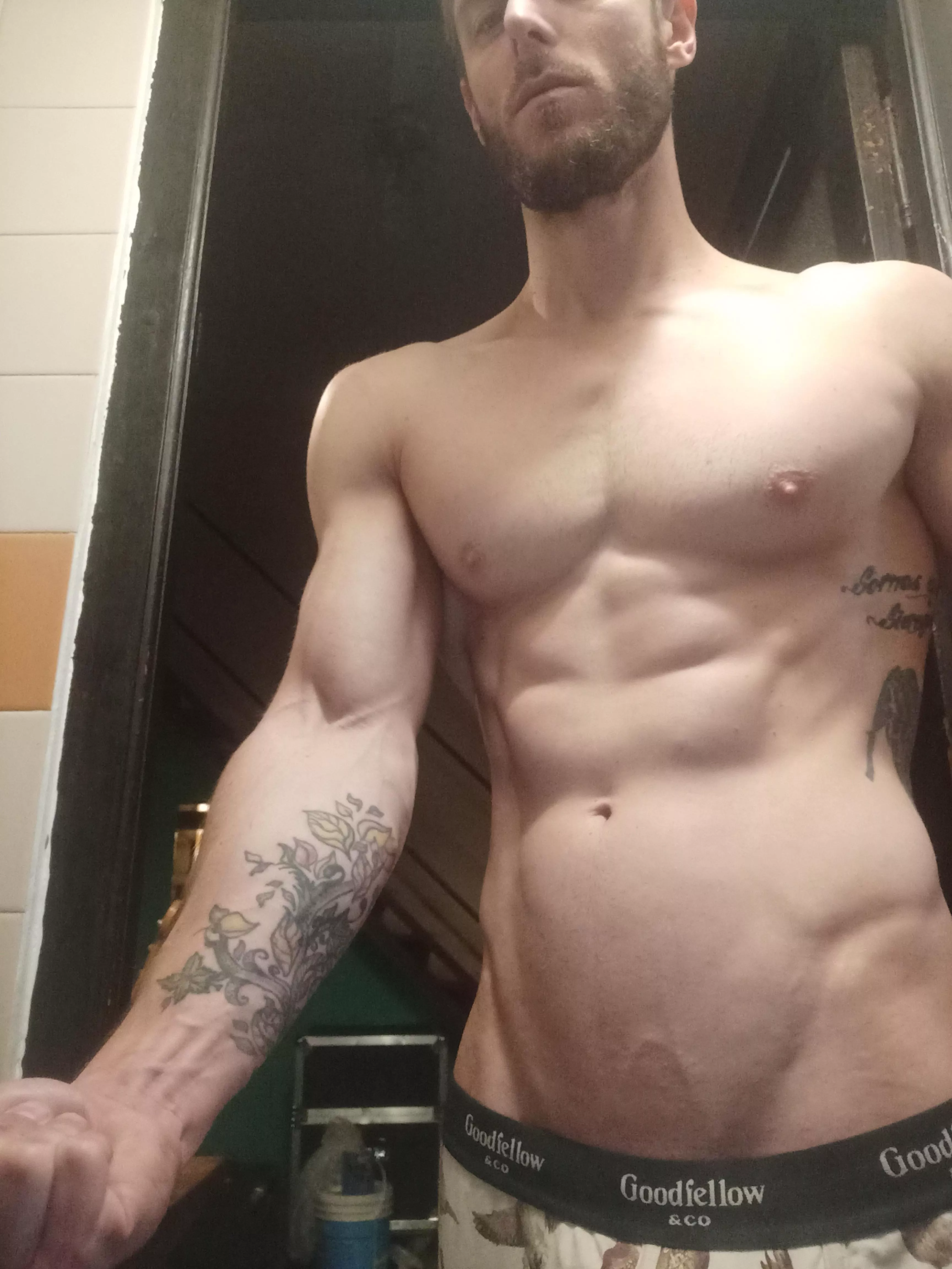 Hello posted by aiasar