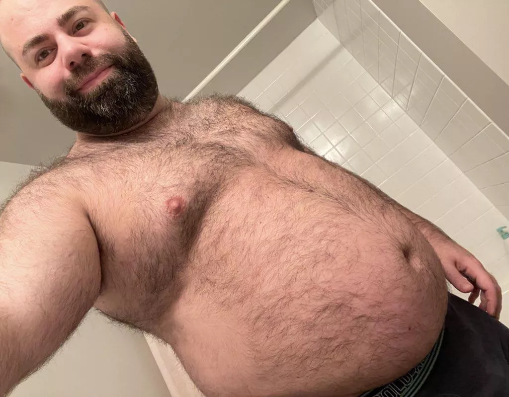 Hello posted by canadianbearxxx