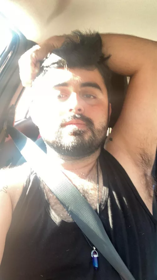 Hello ✌🏽 by patoi91