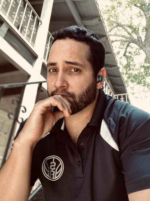 Hello by ThickRick89