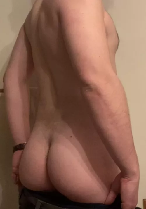 Hello by straightforthegays