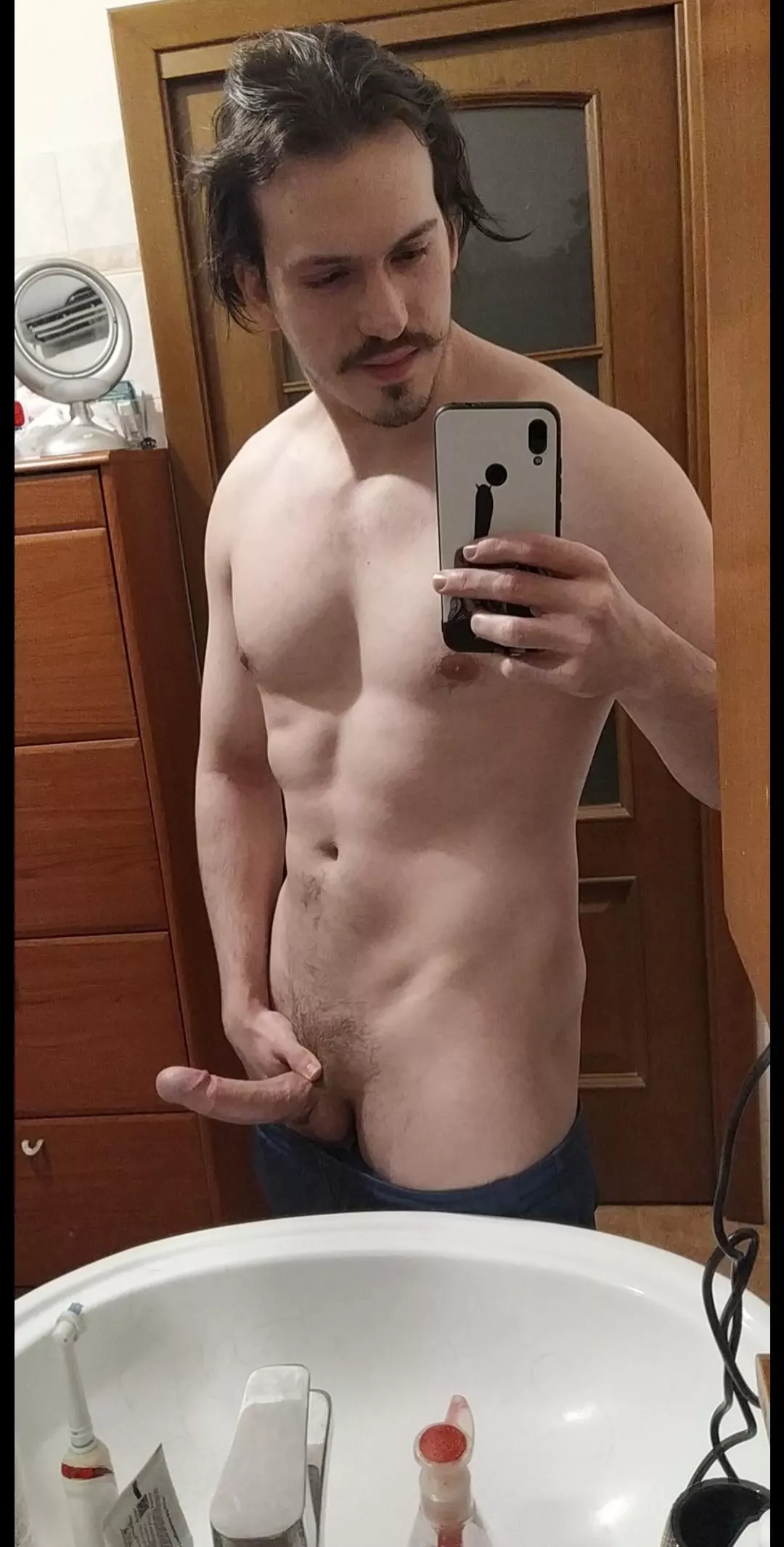 hello :) posted by Barkosky