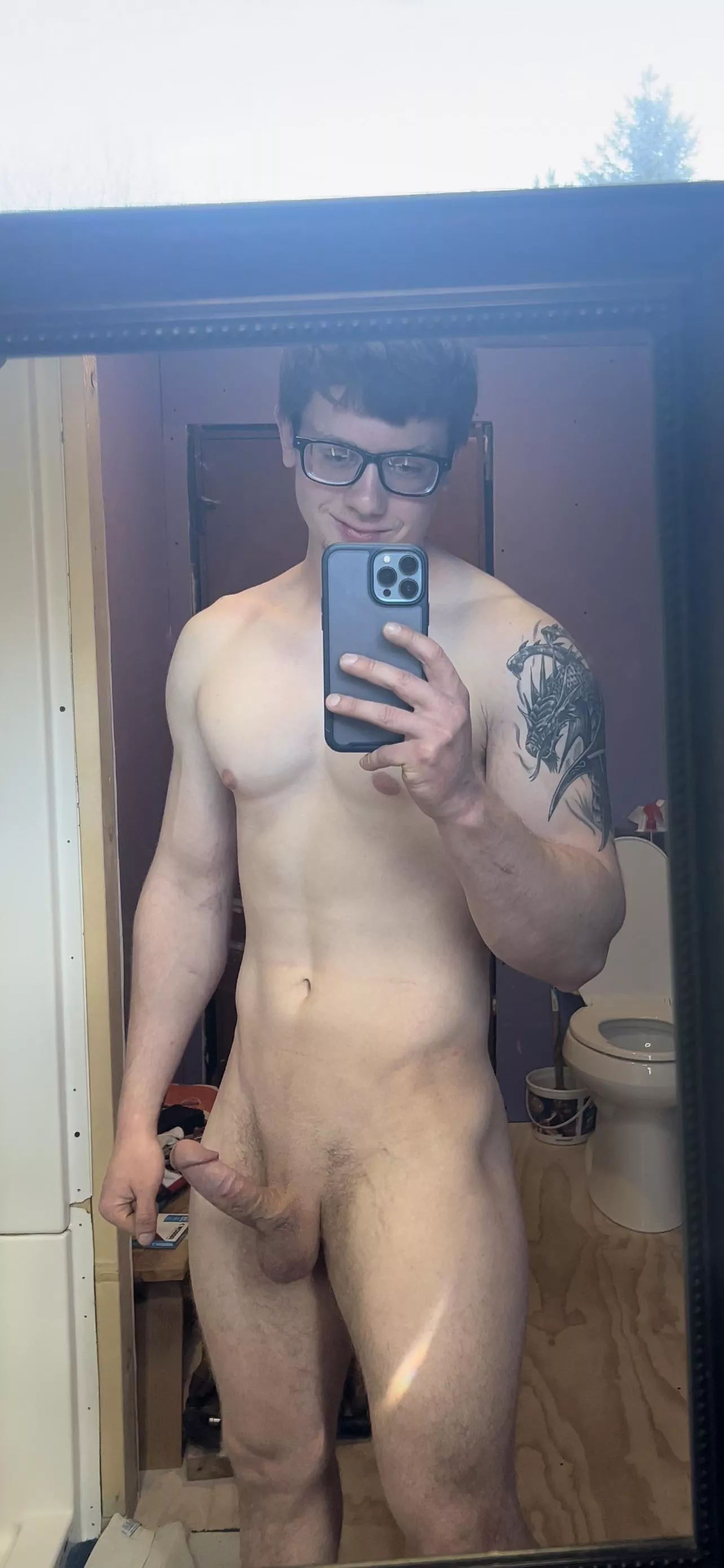 Hello beautiful people😘 posted by Ok-Particular1917