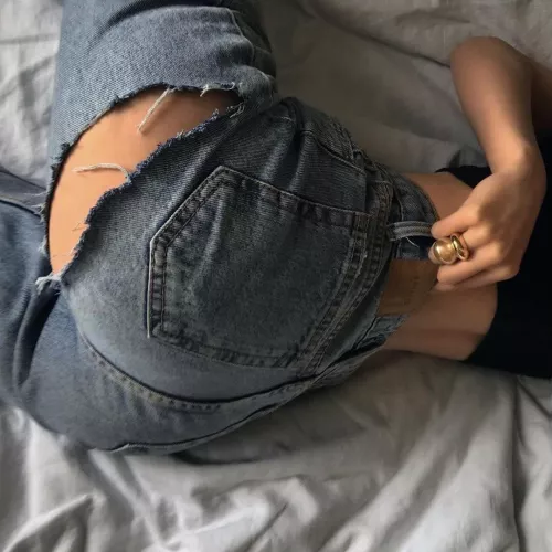 Hello everyone 😇 by Maryoceanz