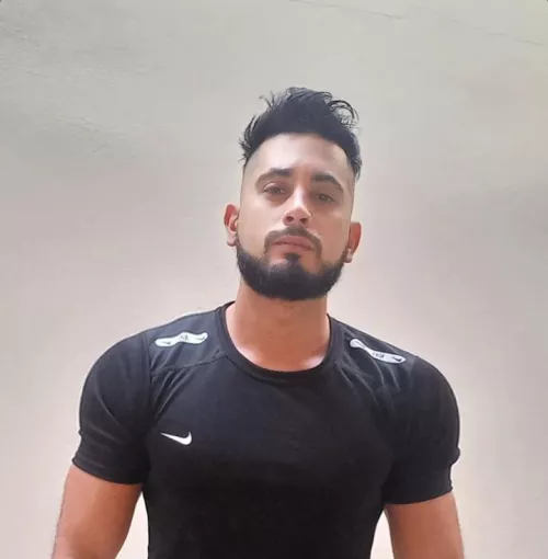 🏳️‍🌈 hello family 🏳️‍🌈 by Civil-Archer7081