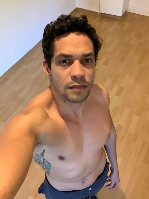 Hello, first time using this app. by raelpv