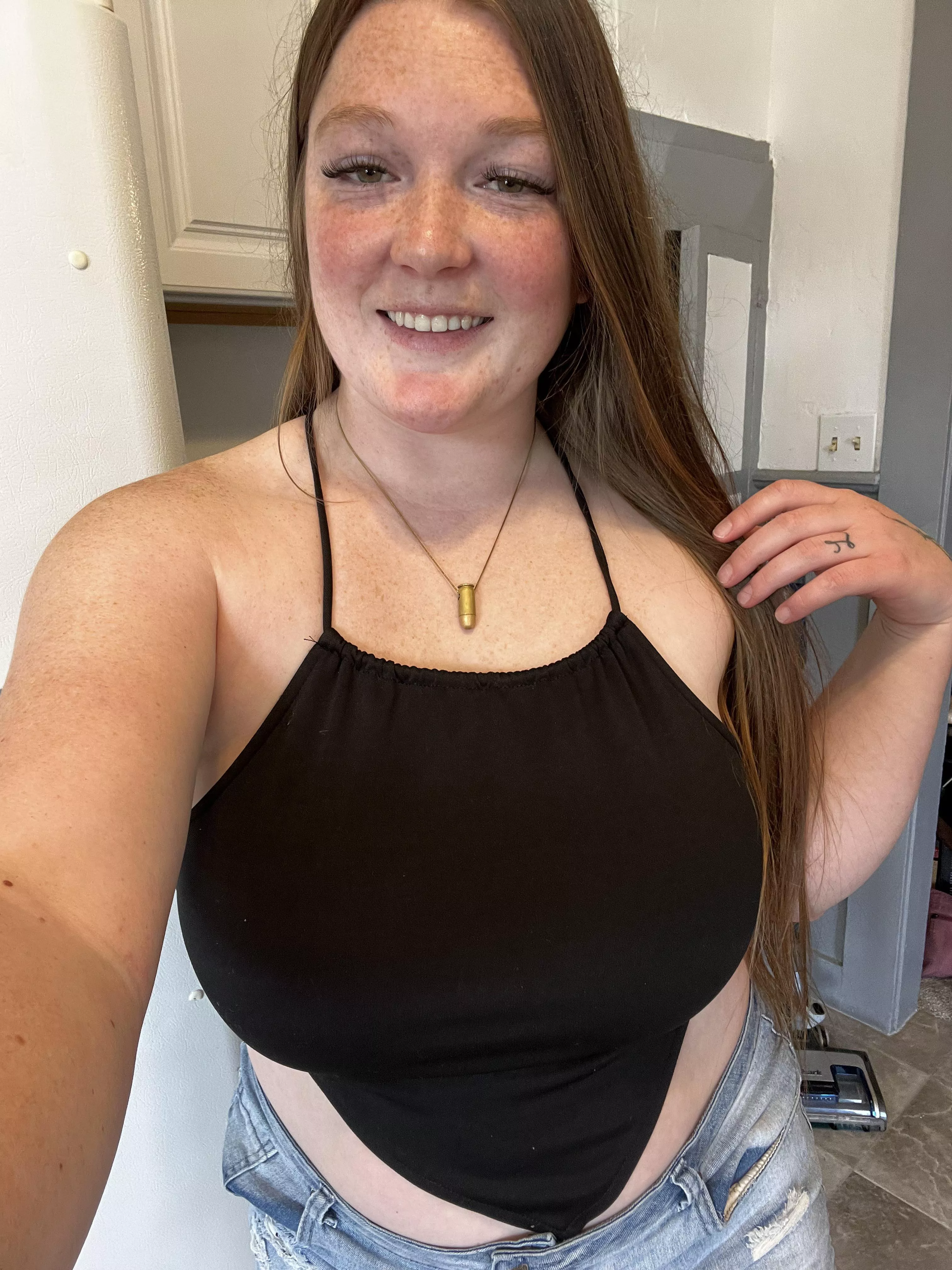 Hello freckle lovers😋 posted by pussiesncream