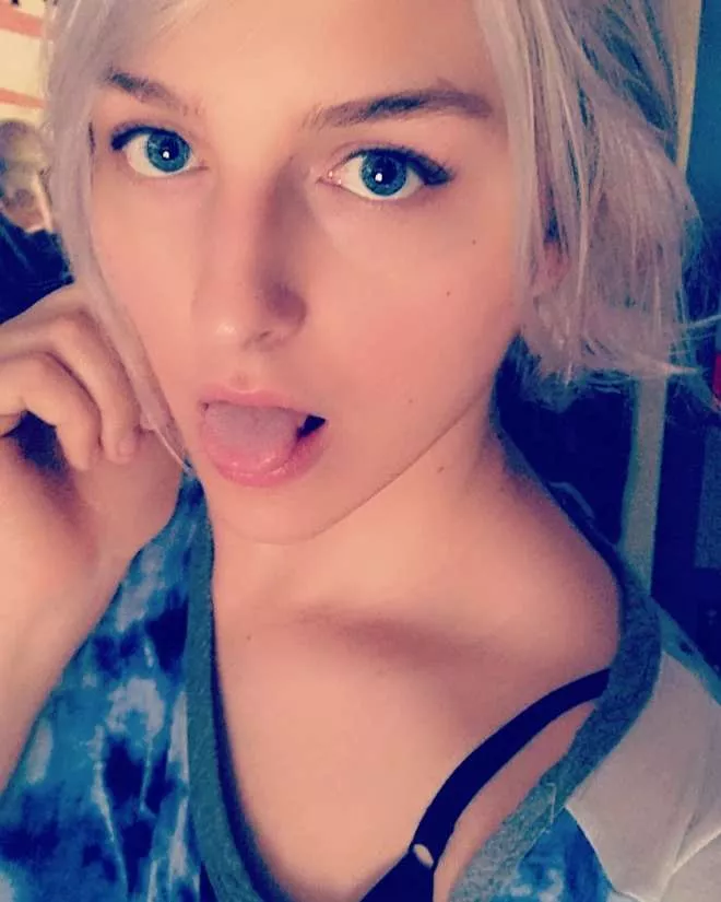 hello gamers posted by BitsandPieces34