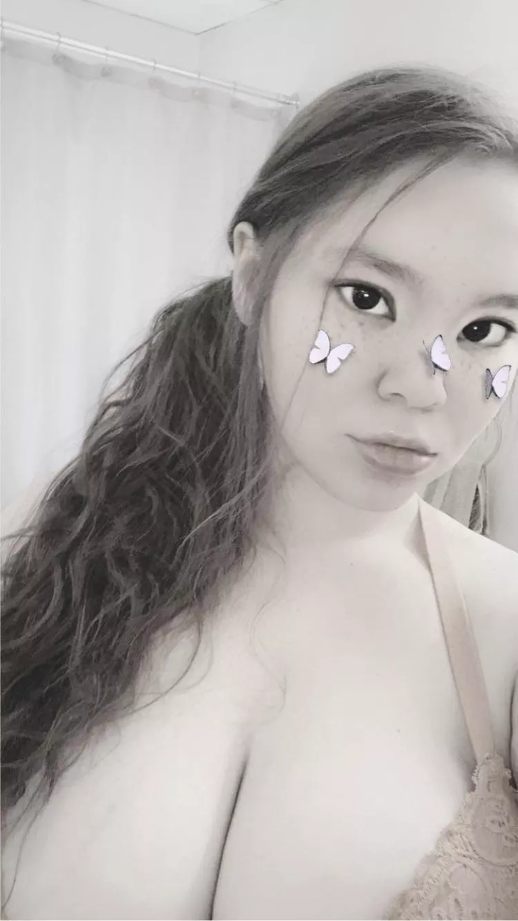 Hello, here I am, being mild. 😉 (f) posted by Fluffybutt20