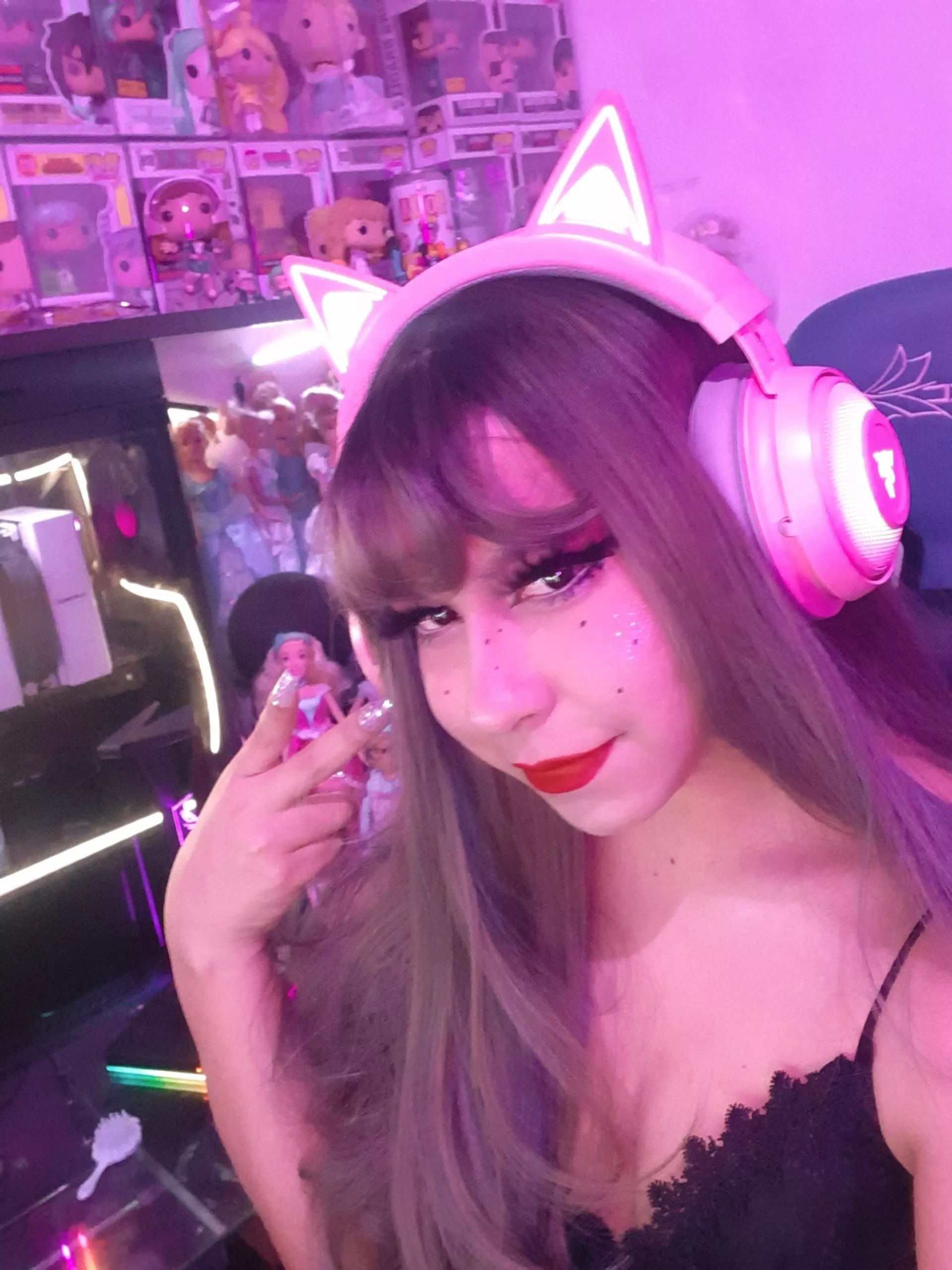 Hello, I'm new here uwu I'm yui posted by yuinderella