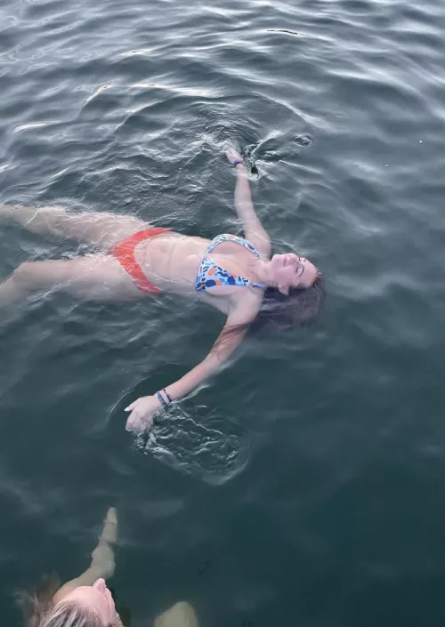 Hello! Just wanted to try this out. by mm379