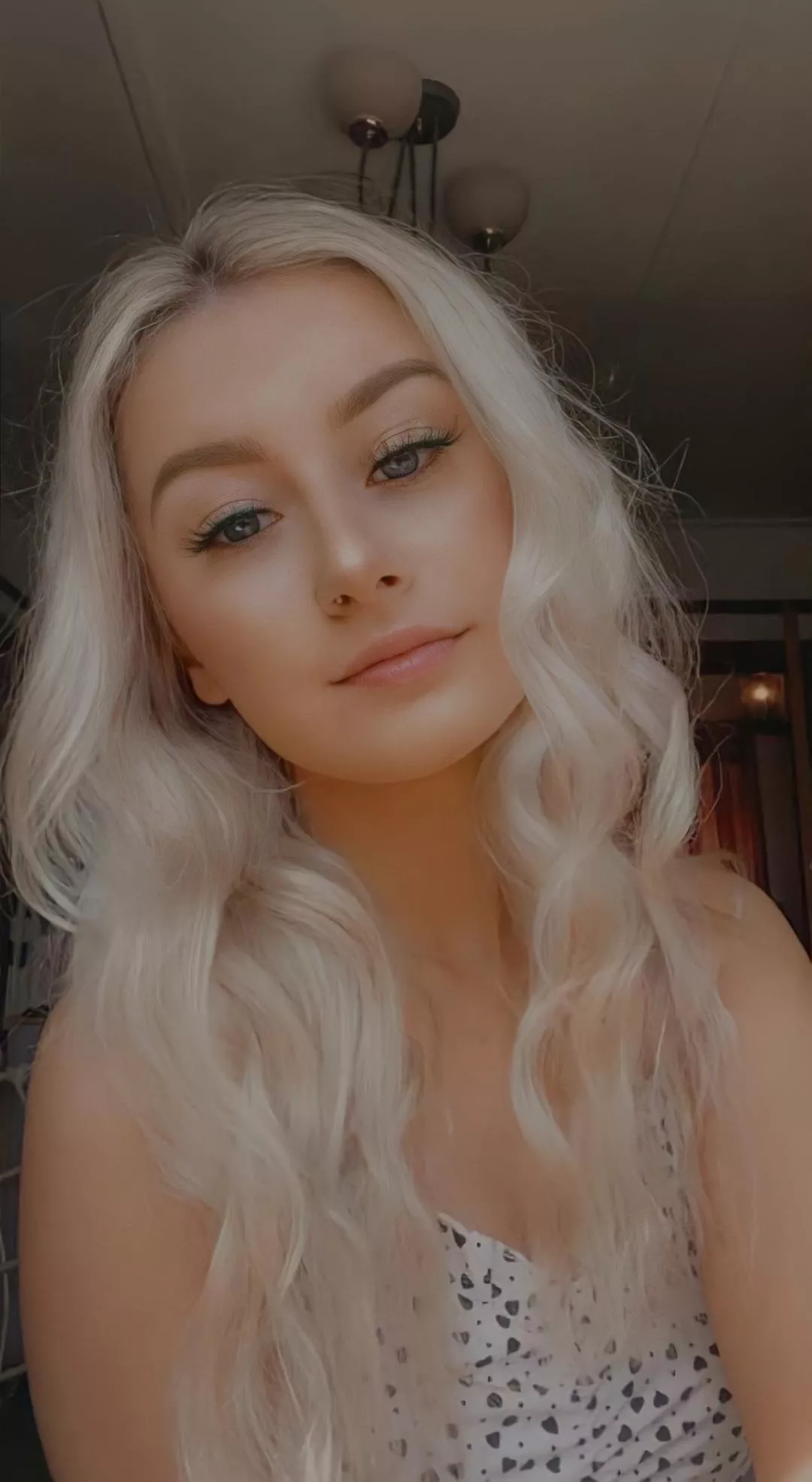 hello posted by Olane8140