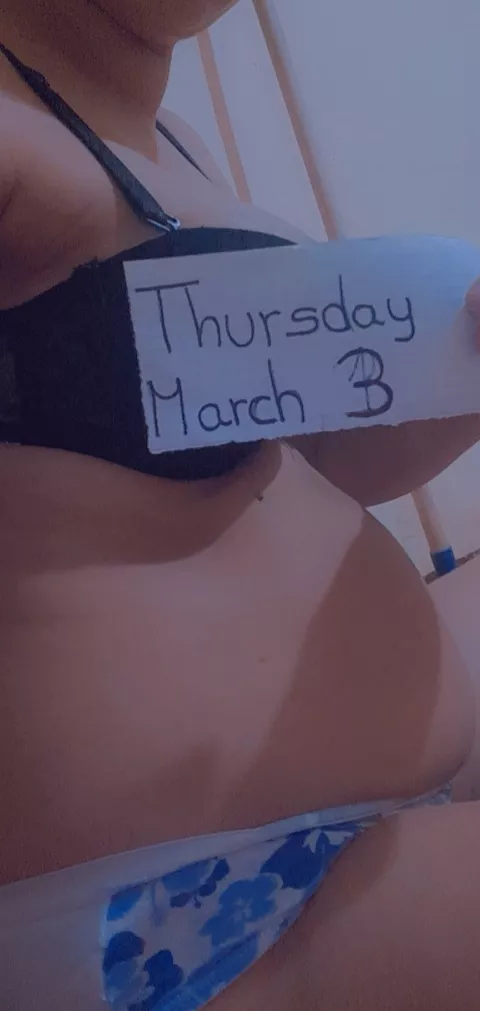 Hello love I am 20 years old I am alone in my pregnancy I want a daddy to accompany me ❤️💦🔥My snap : ale_s223 My kik: aleS203 posted by Hefty-Log7589