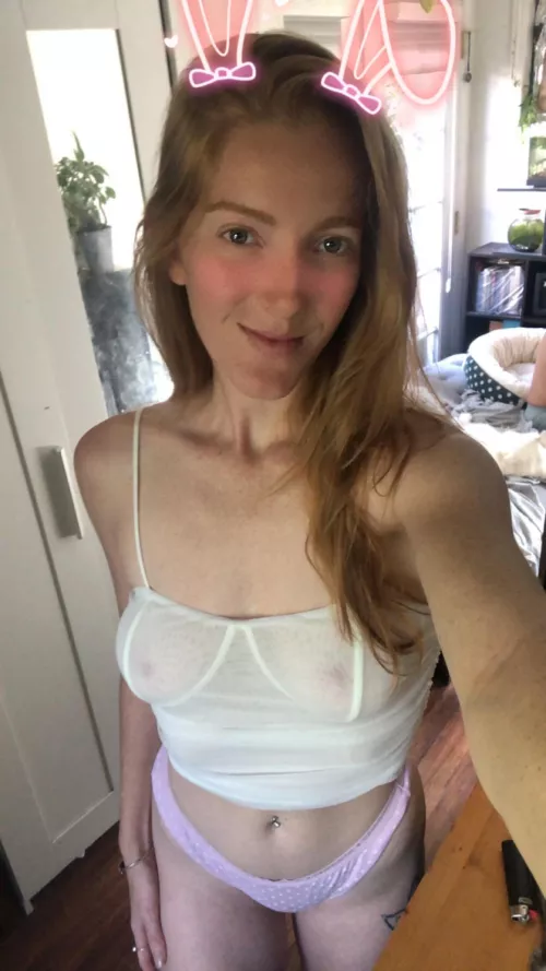 Hello Lovelies [F] by lovelylittlegigi