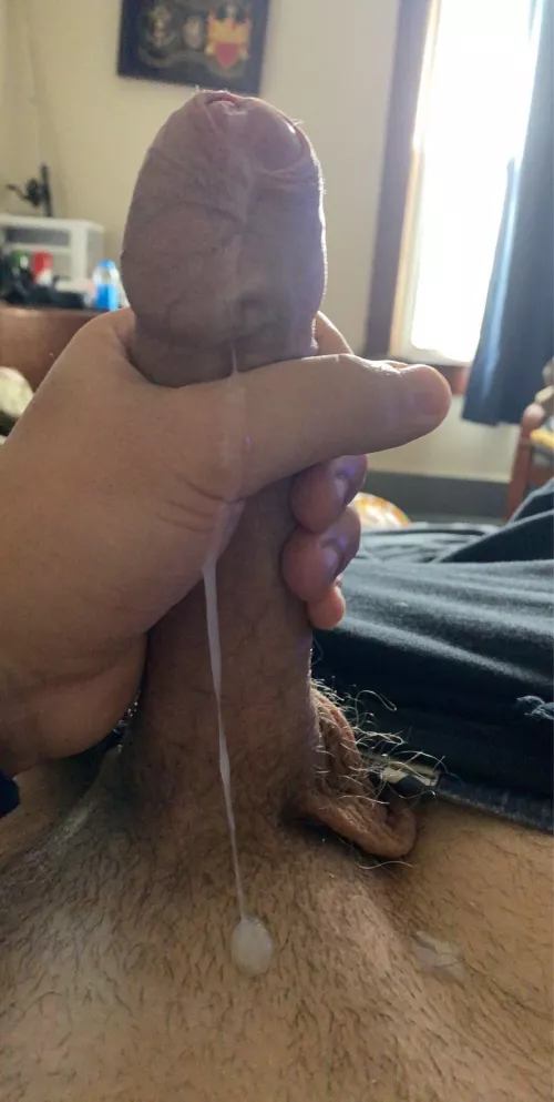 Hello M20 looking to sell NSFW content (Explicit) I’m looking to move out and employment has been tough. Please help! by SarcasticArcxde