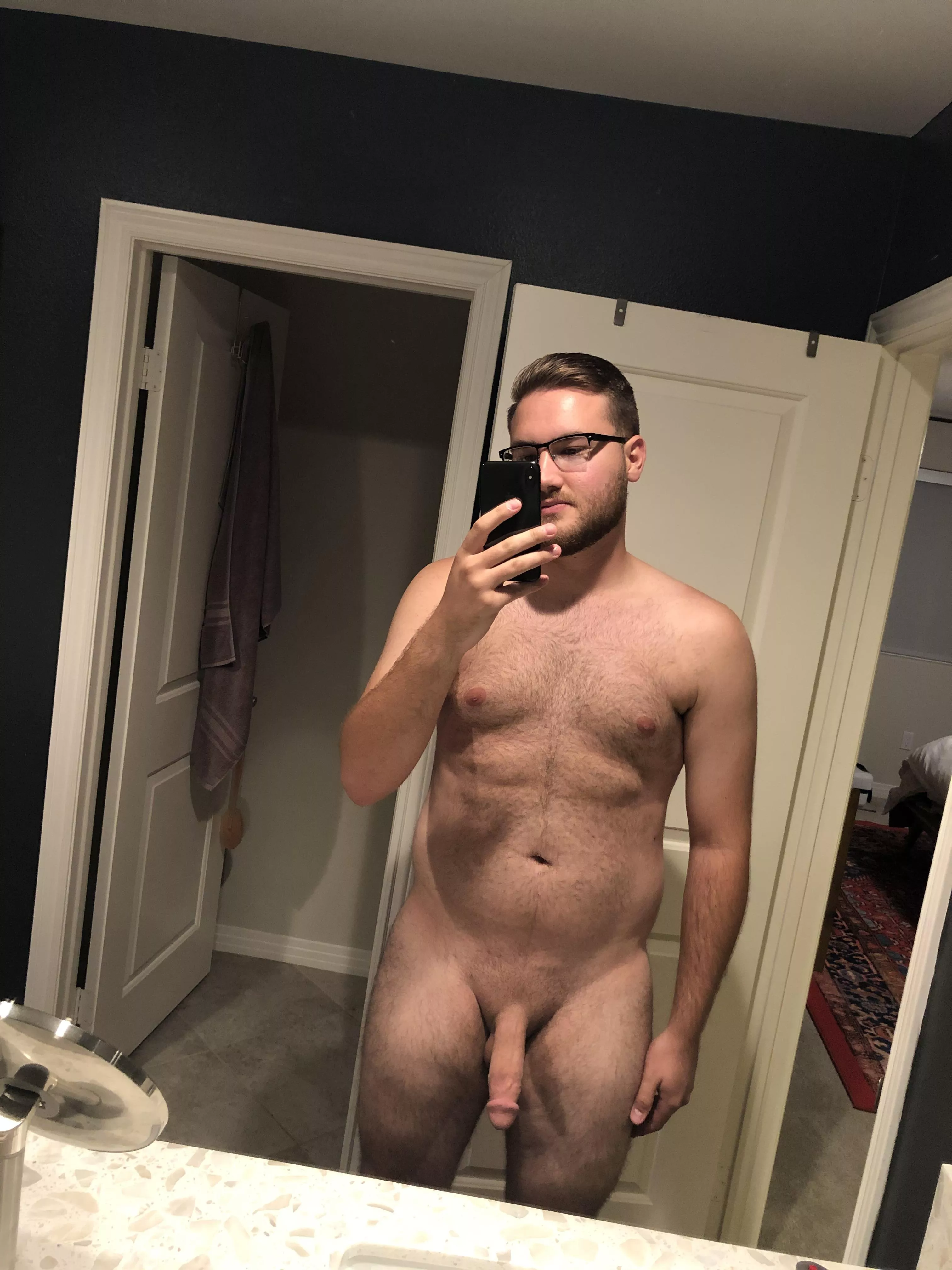 Hello😜 posted by Jerynparker