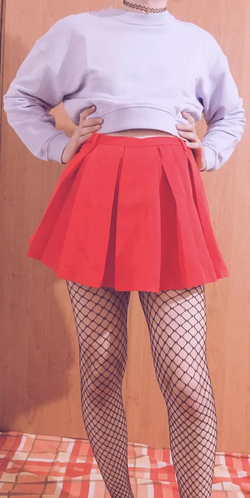 Hello, might delete if it flops XD by SyN7W