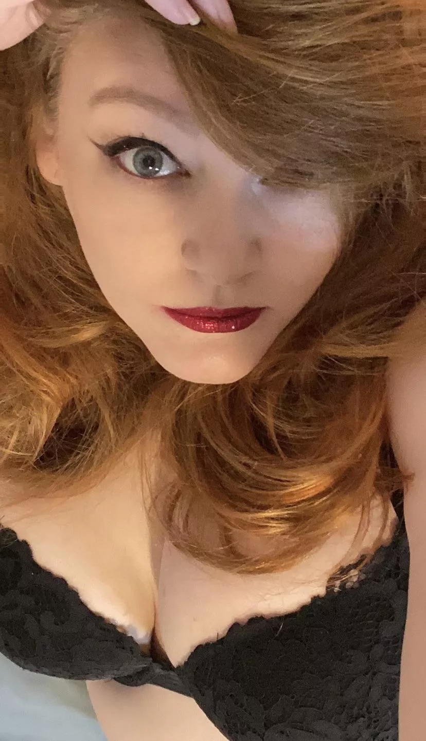 Hello :) posted by Toyrobot2285