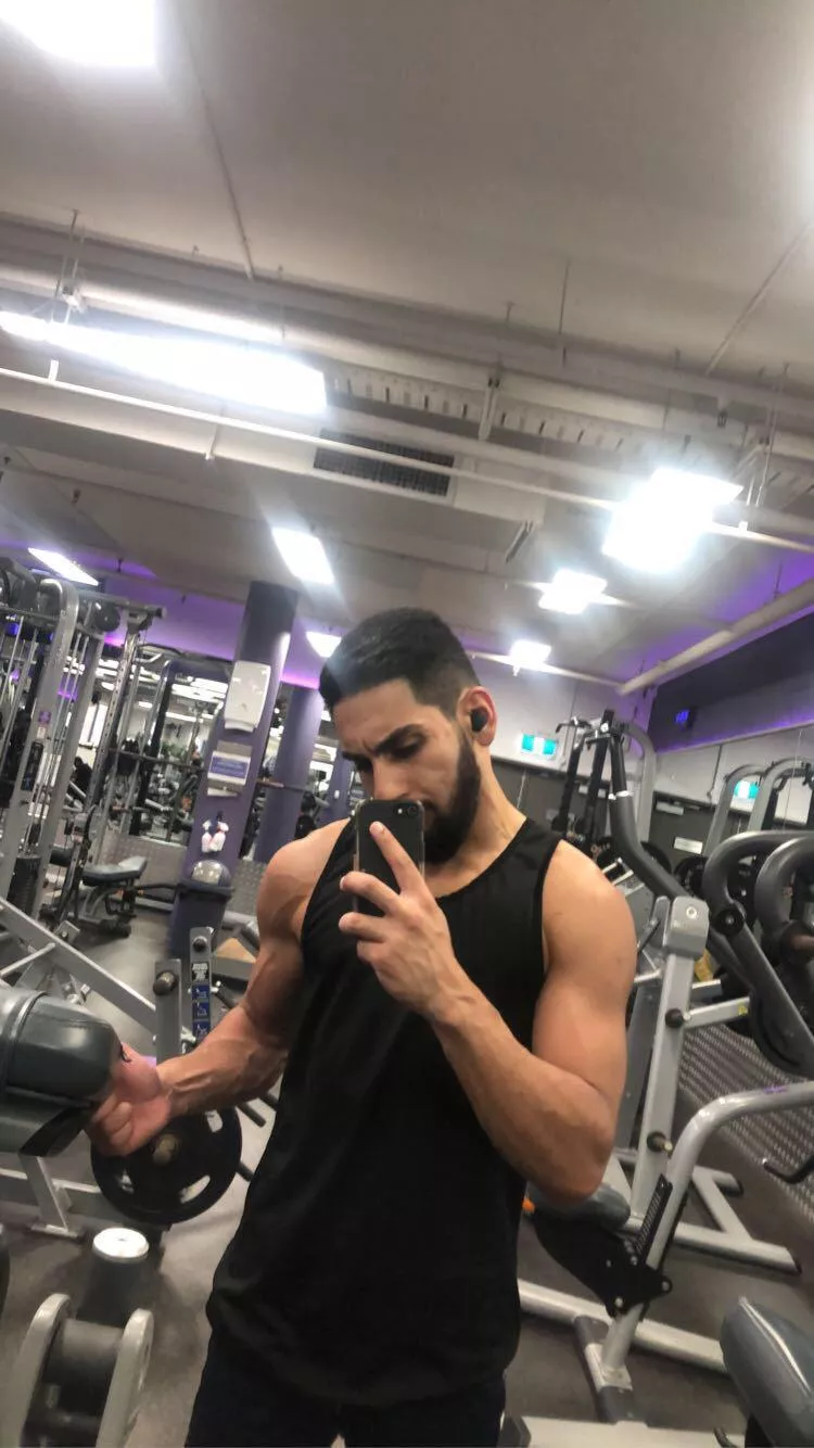 Hello posted by CommonSignificance73