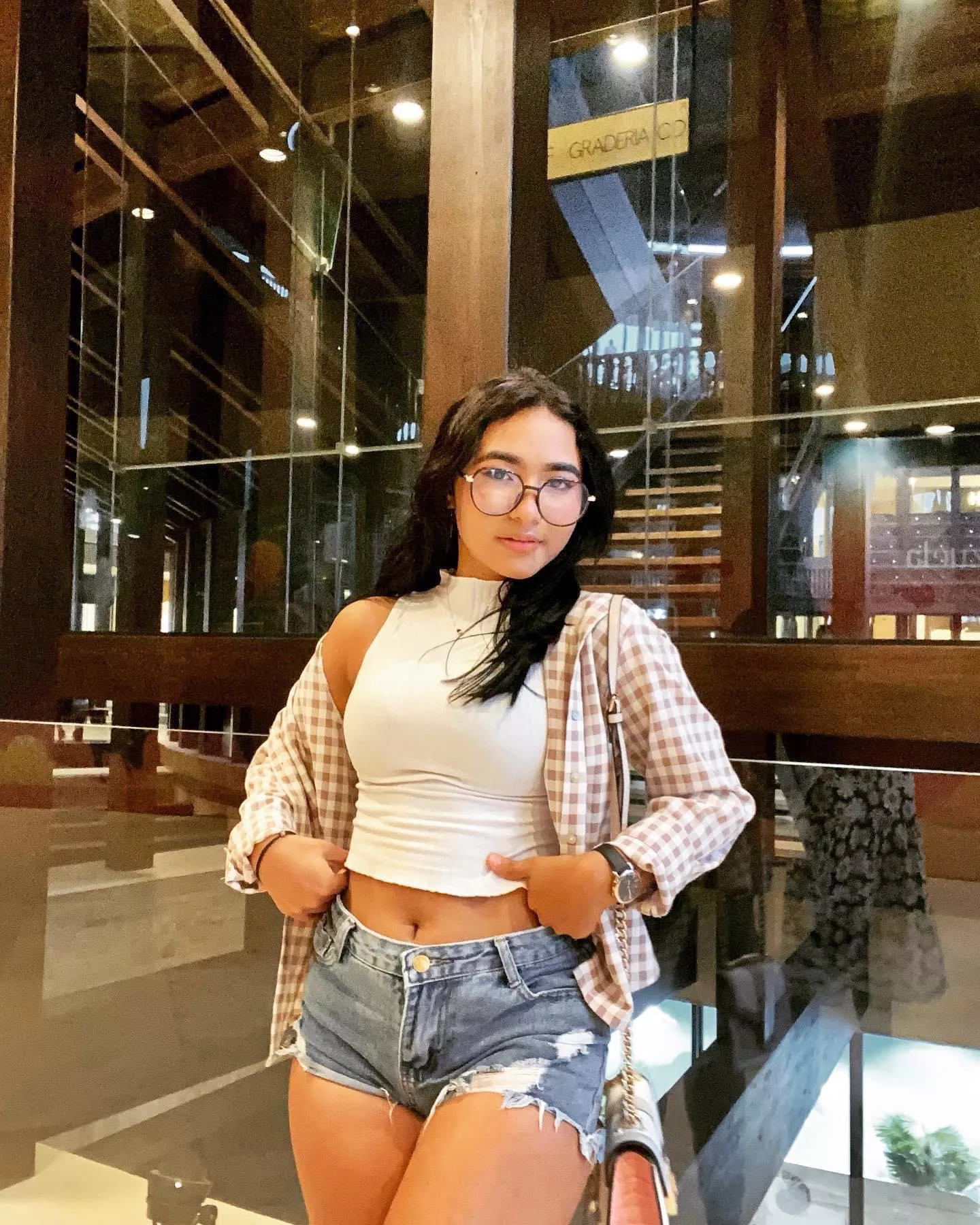 Hello there! posted by sweettlatinaa