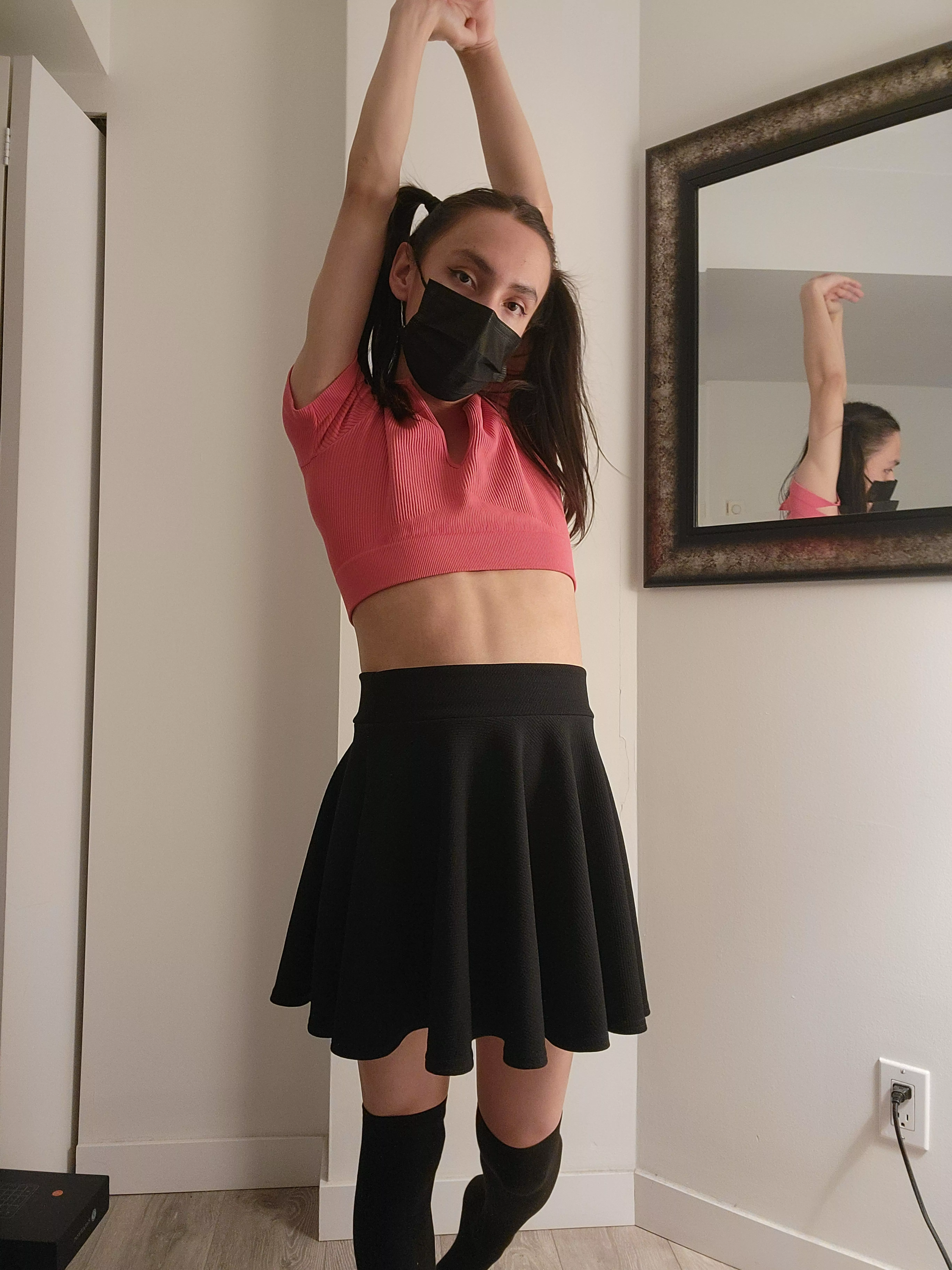 Hello to the people who sort by new and see this :) posted by Missbehazy