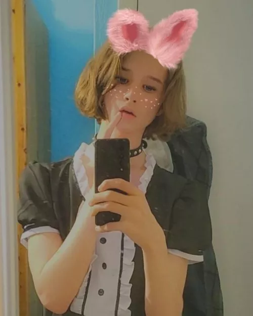 hello uwu <3 by Crimtane_