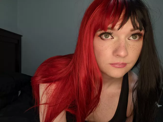 hello! you're all looking cute today! have a great day!!♥️ by MercuryET