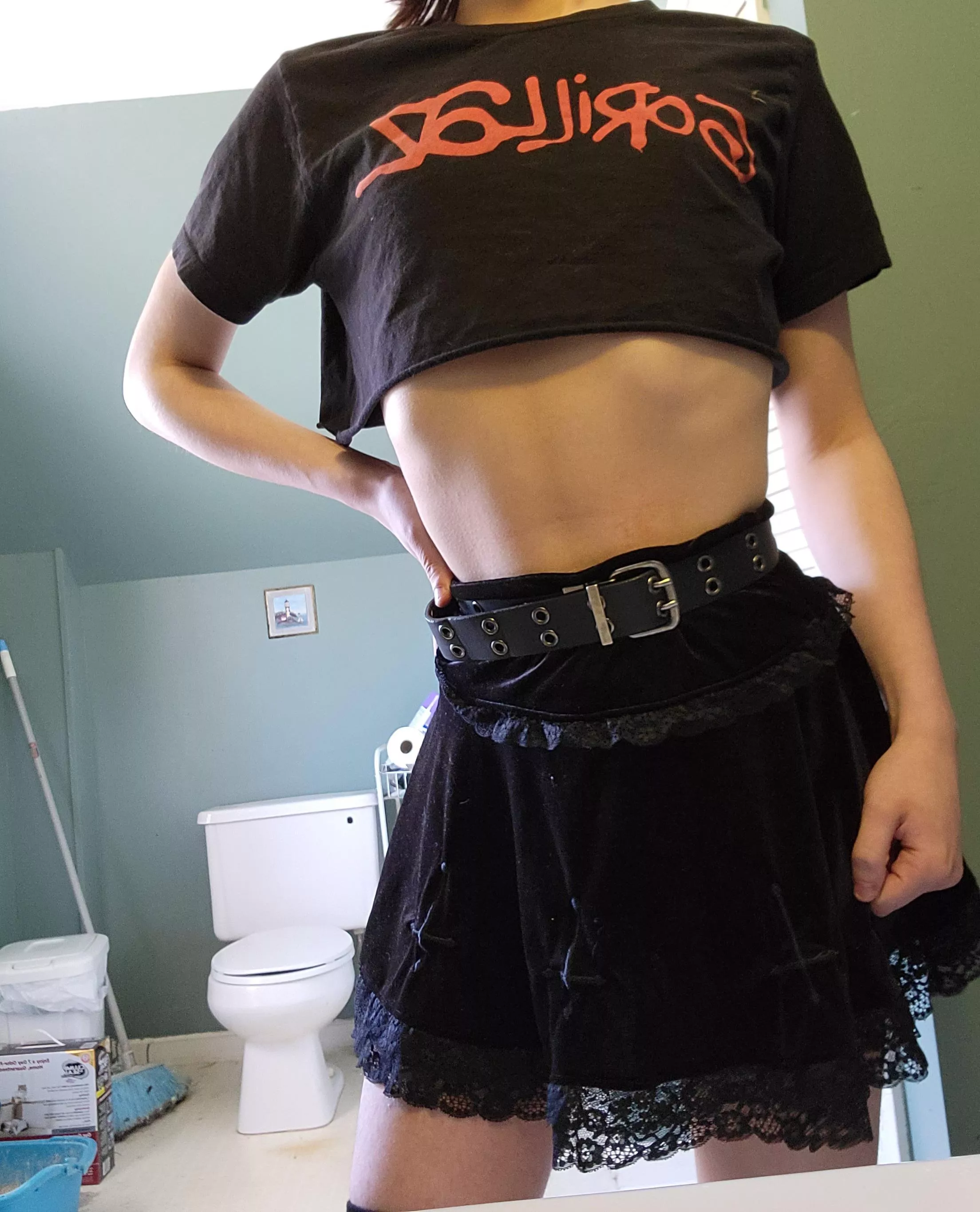 helloooooooo posted by TemporaryAd5191