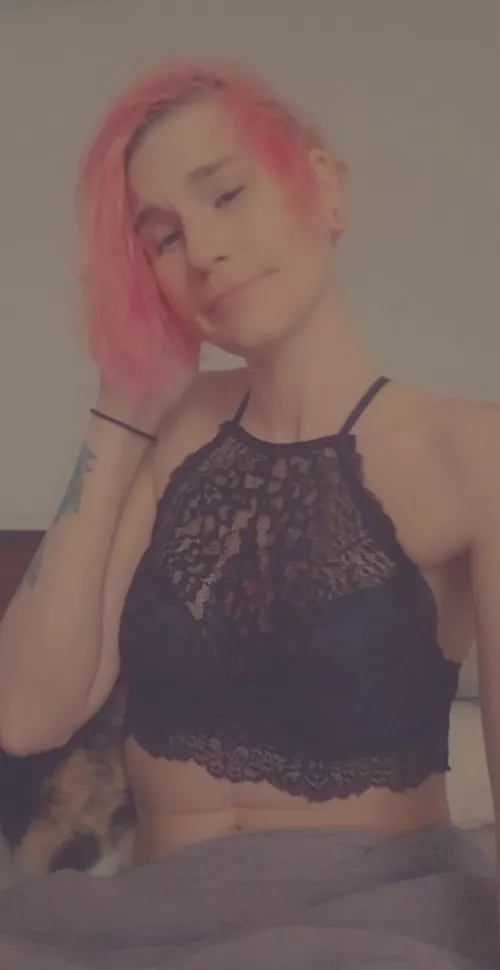 Hellur hellur by Some_Voice8174