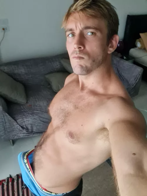 help (31) by BenUKfriendly